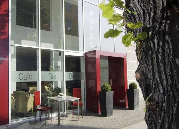 Hotel Berlin - Greenline Hotel ツォッセン エクステリア 写真