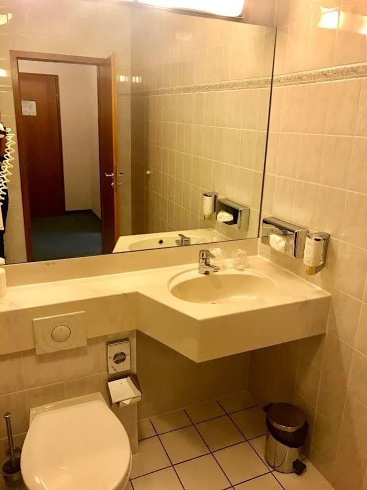 Hotel Berlin - Greenline Hotel ツォッセン エクステリア 写真